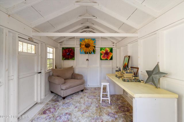 443 Bauer Ave, Louisville, KY 40207