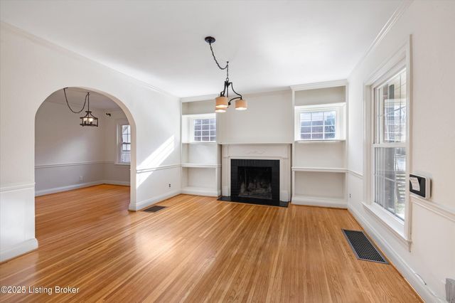 443 Bauer Ave, Louisville, KY 40207