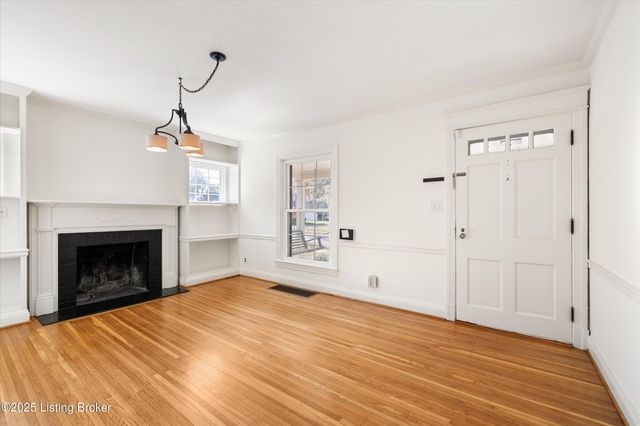 443 Bauer Ave, Louisville, KY 40207