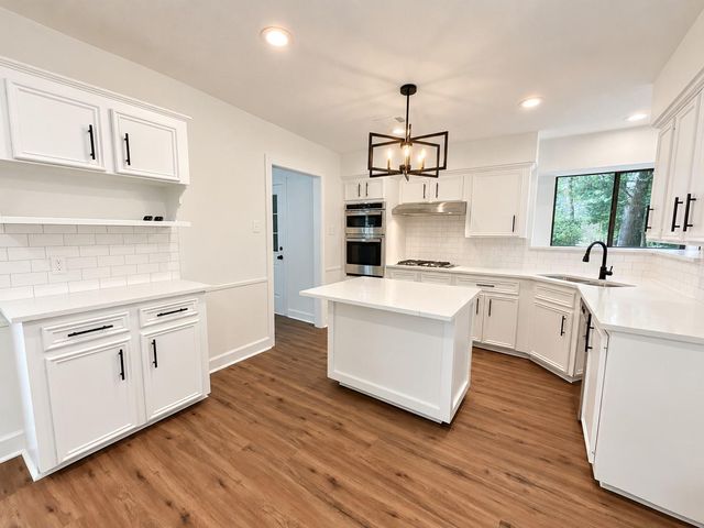 10715 E Timberwagon Circle, Spring, TX 77380