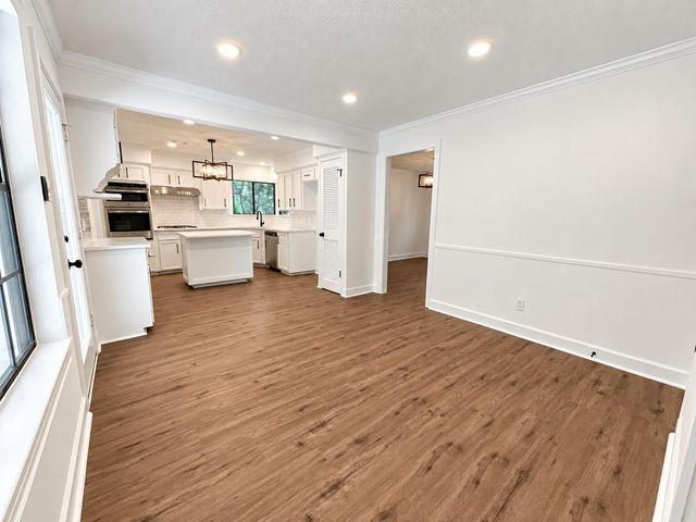 10715 E Timberwagon Circle, Spring, TX 77380