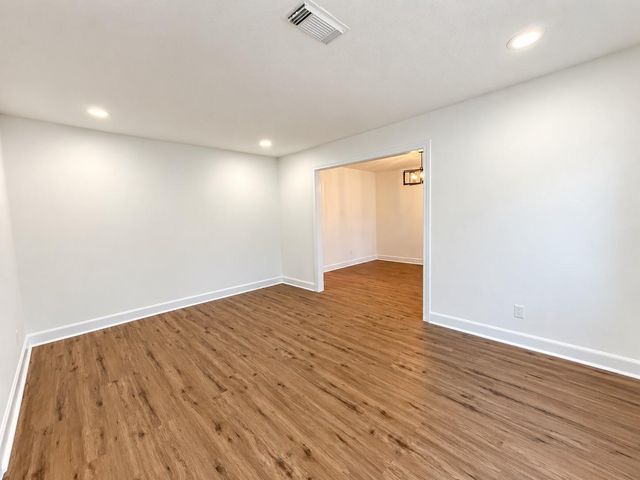10715 E Timberwagon Circle, Spring, TX 77380