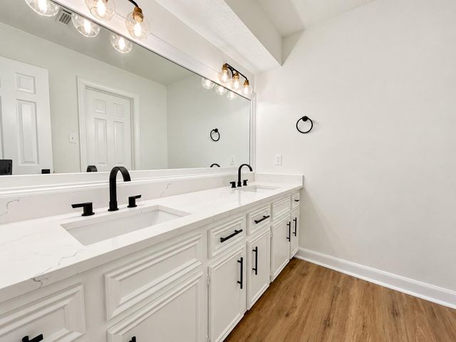 10715 E Timberwagon Circle, Spring, TX 77380