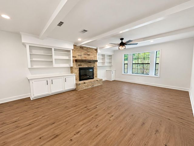 10715 E Timberwagon Circle, Spring, TX 77380