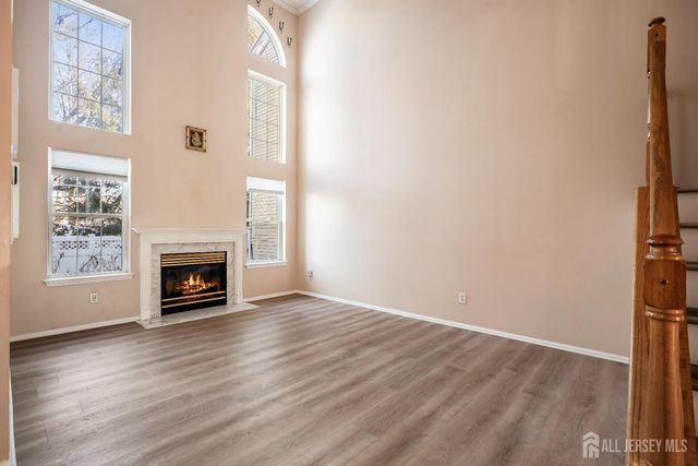 11 Windsong Circle, East Brunswick, NJ 08816