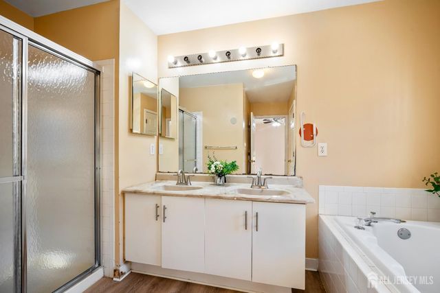 11 Windsong Circle, East Brunswick, NJ 08816