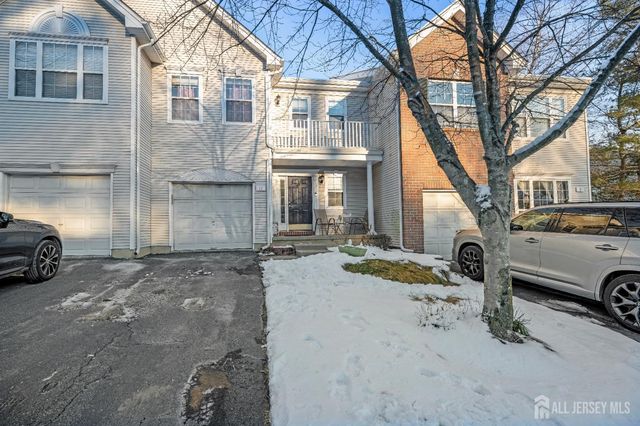 11 Windsong Circle, East Brunswick, NJ 08816