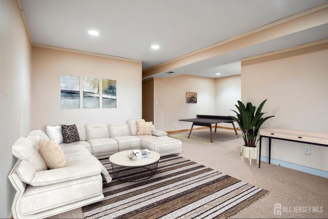 11 Windsong Circle, East Brunswick, NJ 08816