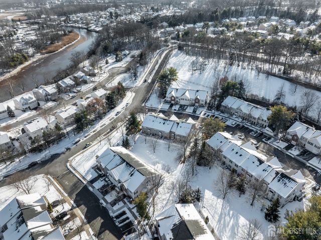 11 Windsong Circle, East Brunswick, NJ 08816