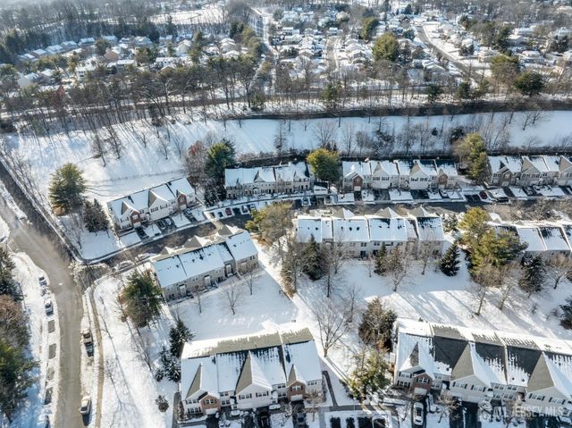 11 Windsong Circle, East Brunswick, NJ 08816