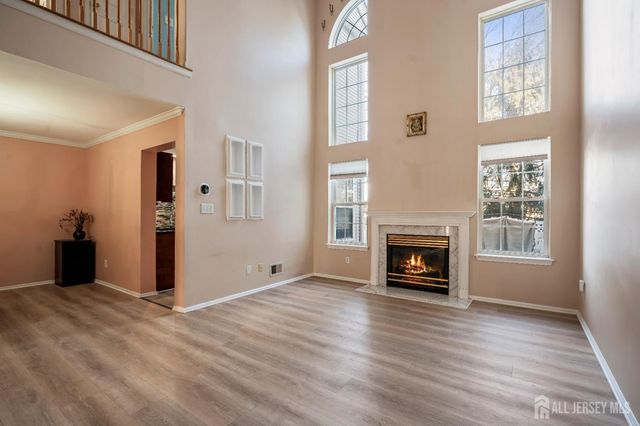 11 Windsong Circle, East Brunswick, NJ 08816