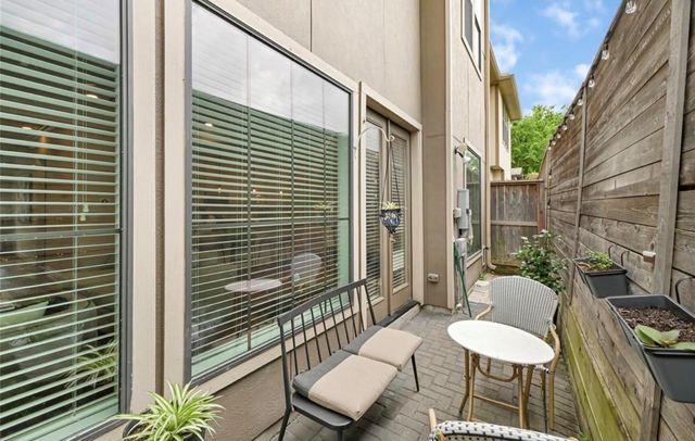 1531 Woodbend Park W, Houston, TX 77055