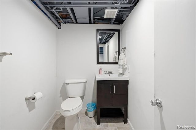 14000 Lincoln Street, Oak Park, MI 48237