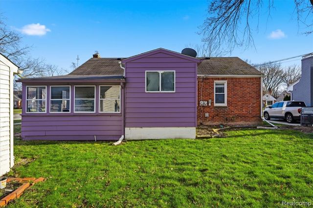 14000 Lincoln Street, Oak Park, MI 48237