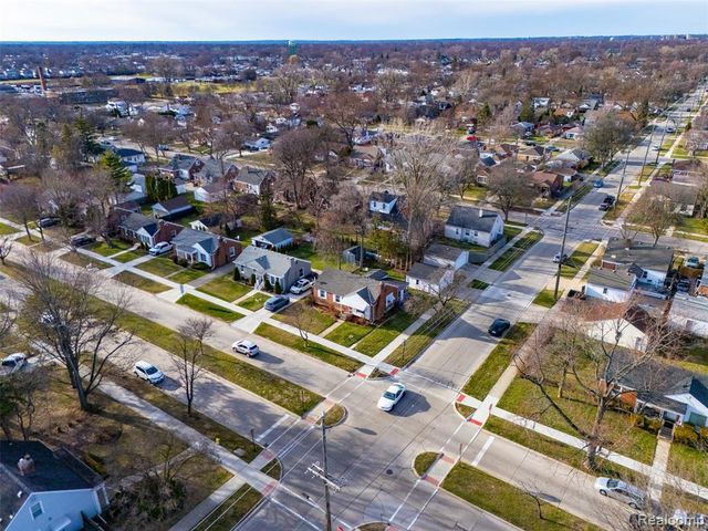 14000 Lincoln Street, Oak Park, MI 48237