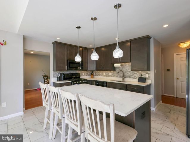 18500 GINGERBREAD LN, Gaithersburg, MD 20877