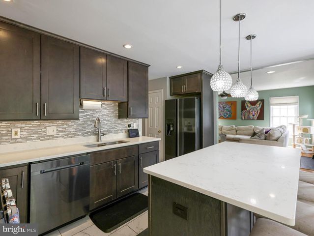 18500 GINGERBREAD LN, Gaithersburg, MD 20877