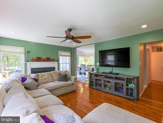 18500 GINGERBREAD LN, Gaithersburg, MD 20877