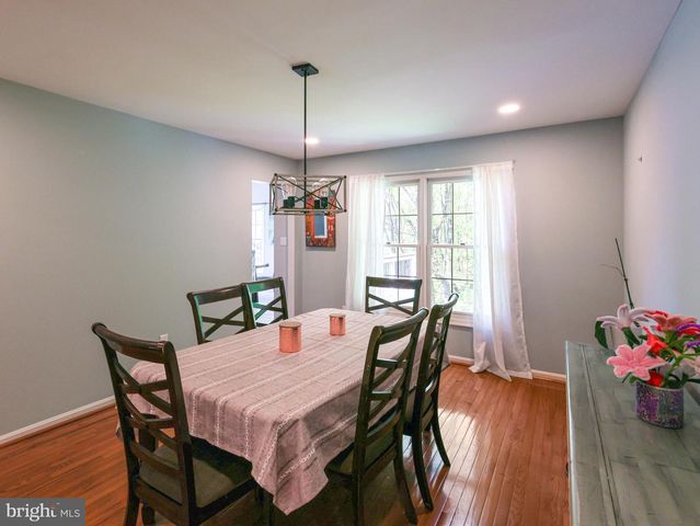18500 GINGERBREAD LN, Gaithersburg, MD 20877