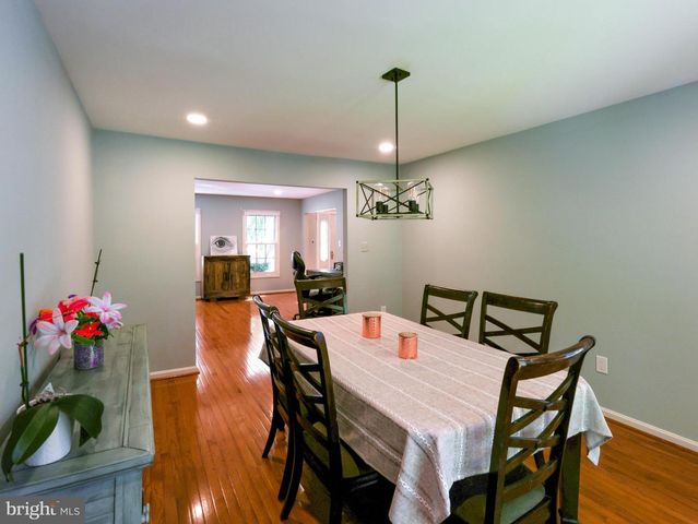18500 GINGERBREAD LN, Gaithersburg, MD 20877