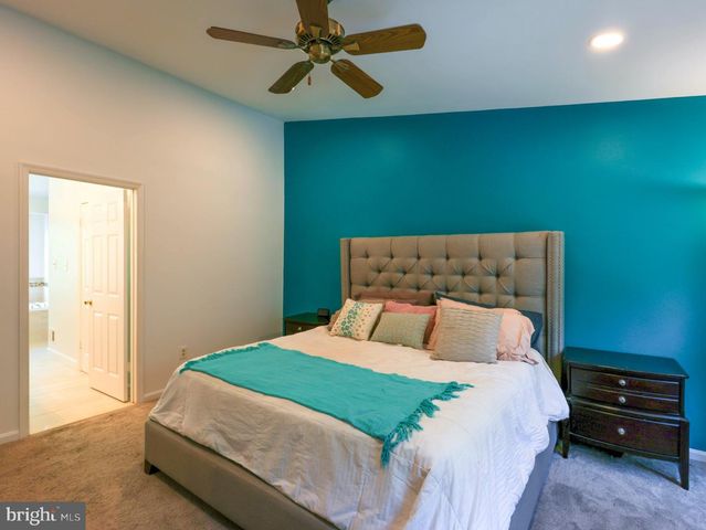 18500 GINGERBREAD LN, Gaithersburg, MD 20877