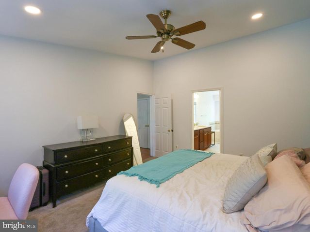 18500 GINGERBREAD LN, Gaithersburg, MD 20877