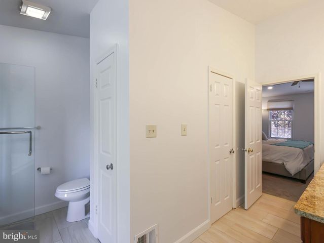 18500 GINGERBREAD LN, Gaithersburg, MD 20877