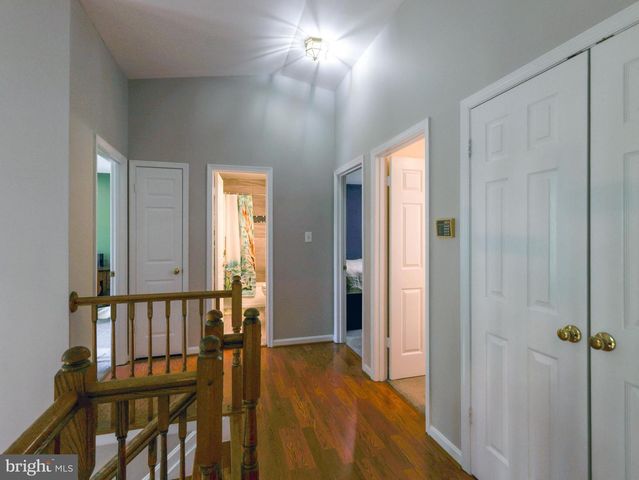 18500 GINGERBREAD LN, Gaithersburg, MD 20877