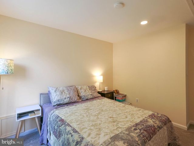 18500 GINGERBREAD LN, Gaithersburg, MD 20877
