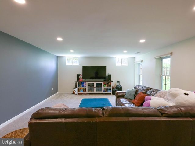 18500 GINGERBREAD LN, Gaithersburg, MD 20877