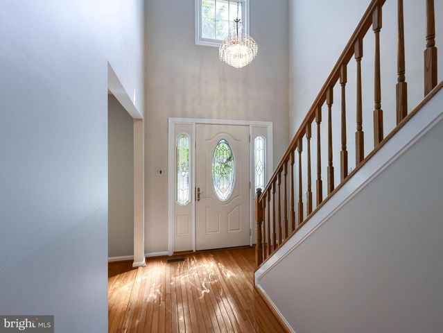 18500 GINGERBREAD LN, Gaithersburg, MD 20877