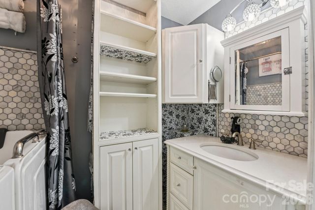 1993 Berrywood Lane, Clover, SC 29710