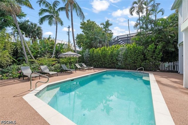 11525 Andy Rosse LN, Captiva, FL 33924