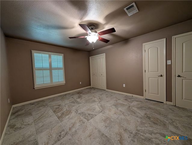 551 Terminal Loop Road D5, Mcqueeney, TX 78123