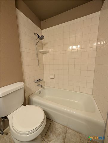 551 Terminal Loop Road D5, Mcqueeney, TX 78123
