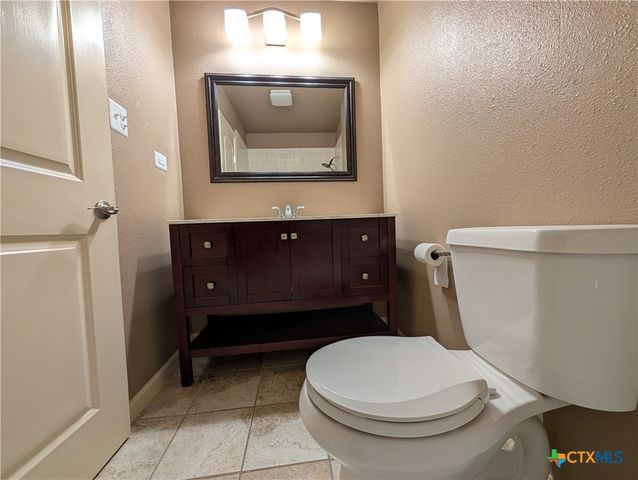 551 Terminal Loop Road D5, Mcqueeney, TX 78123