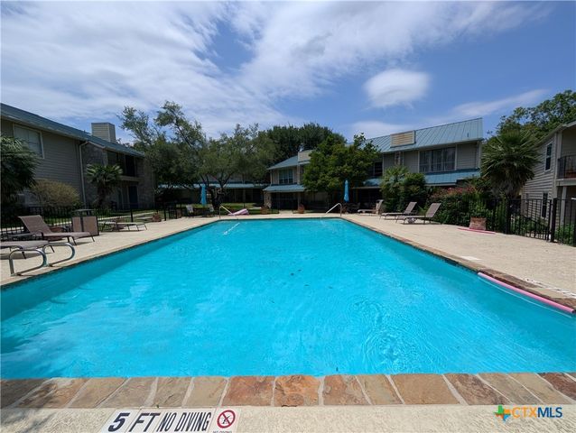 551 Terminal Loop Road D5, Mcqueeney, TX 78123