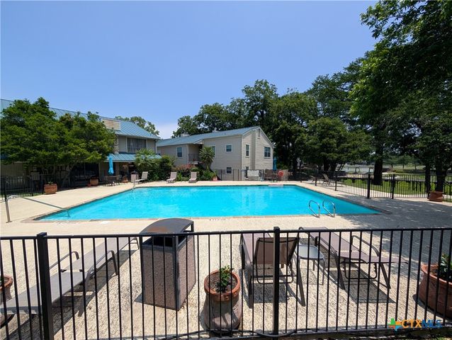 551 Terminal Loop Road D5, Mcqueeney, TX 78123