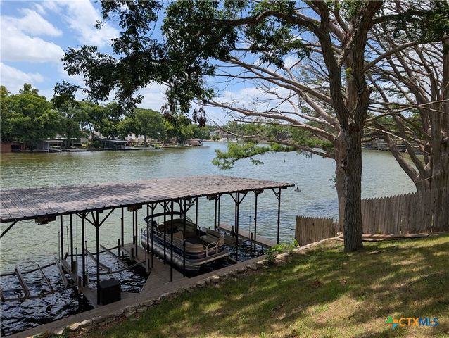 551 Terminal Loop Road D5, Mcqueeney, TX 78123