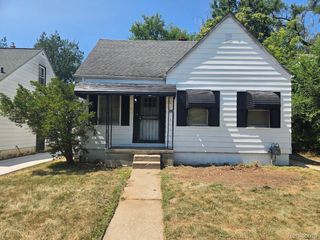 19425 Faust Avenue, Detroit, MI 48219