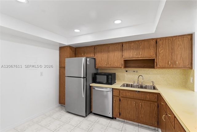 1351 NE Miami Gardens Dr 301E, Miami, FL 33179
