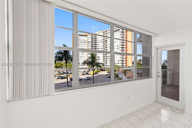1351 NE Miami Gardens Dr 301E, Miami, FL 33179
