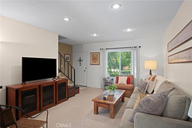 975 S Idaho 95, La Habra, CA 90631