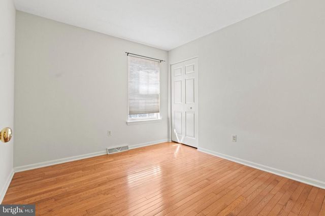 740 SPOTTERS CT, Hampstead, MD 21074