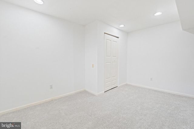 740 SPOTTERS CT, Hampstead, MD 21074