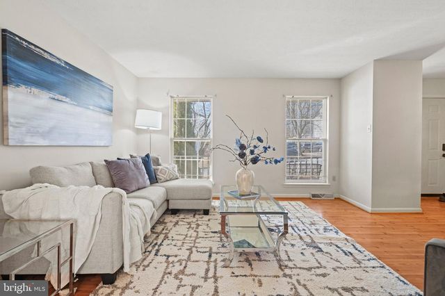 740 SPOTTERS CT, Hampstead, MD 21074