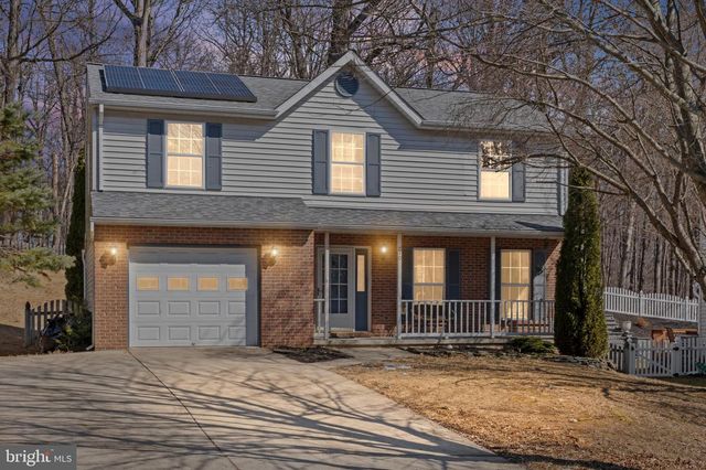 740 SPOTTERS CT, Hampstead, MD 21074