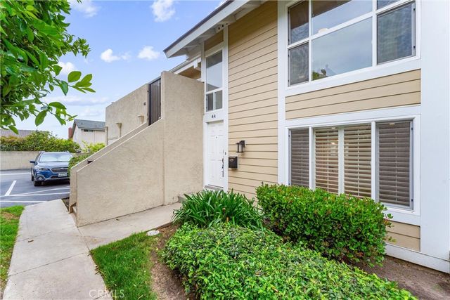 44 Elksford Avenue 3, Irvine, CA 92604