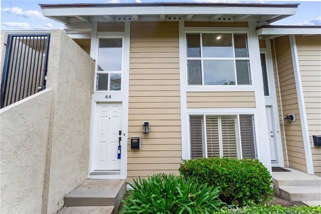 44 Elksford Avenue 3, Irvine, CA 92604
