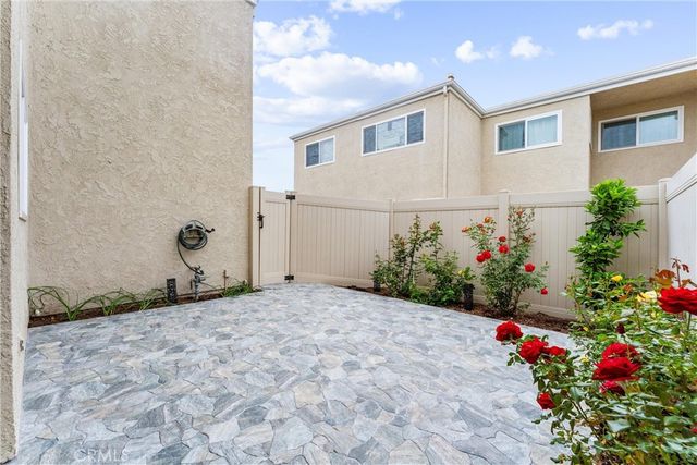 44 Elksford Avenue 3, Irvine, CA 92604